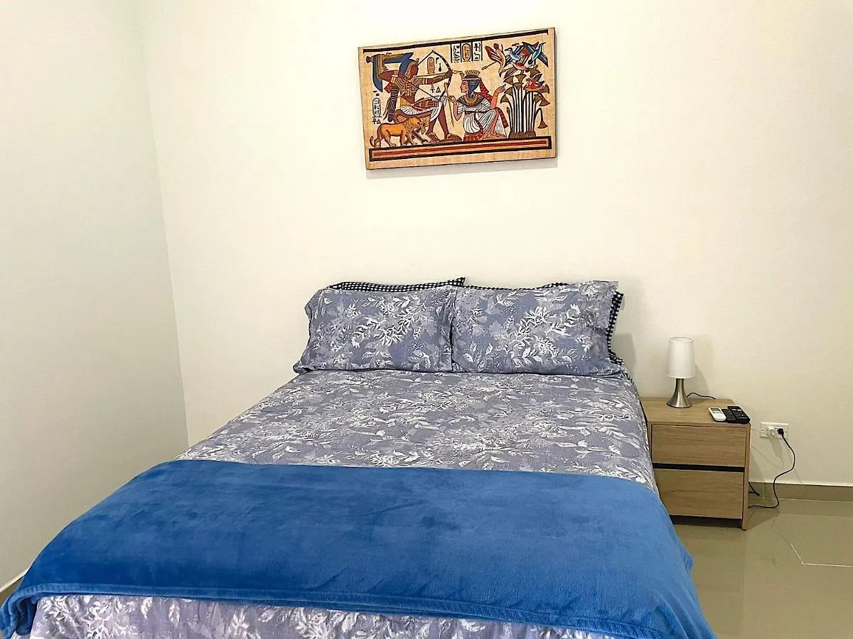 Apartamentos Coloridos: Cómodos Condominios cerca de Panamericanas Cali Apartment