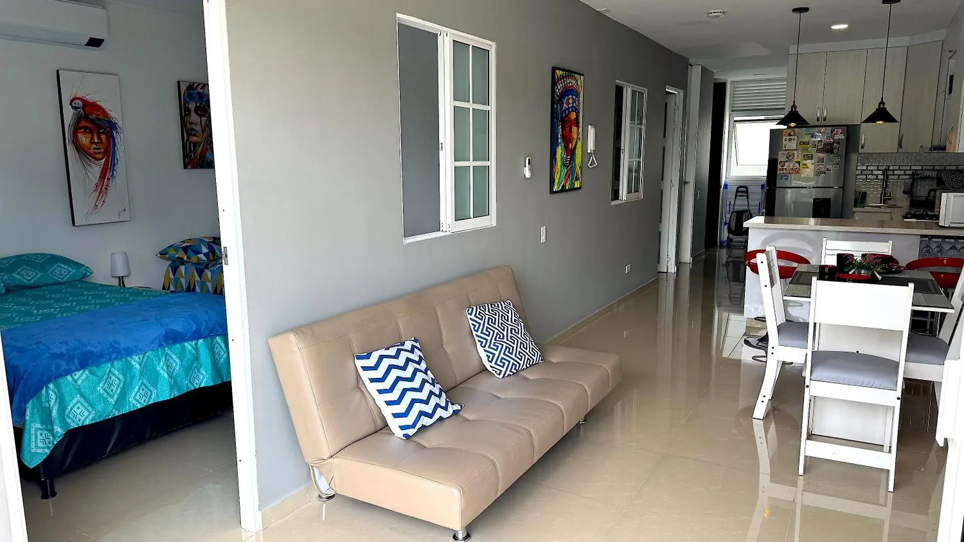 Apartamentos Coloridos: Cómodos Condominios cerca de Panamericanas Cali Colombia